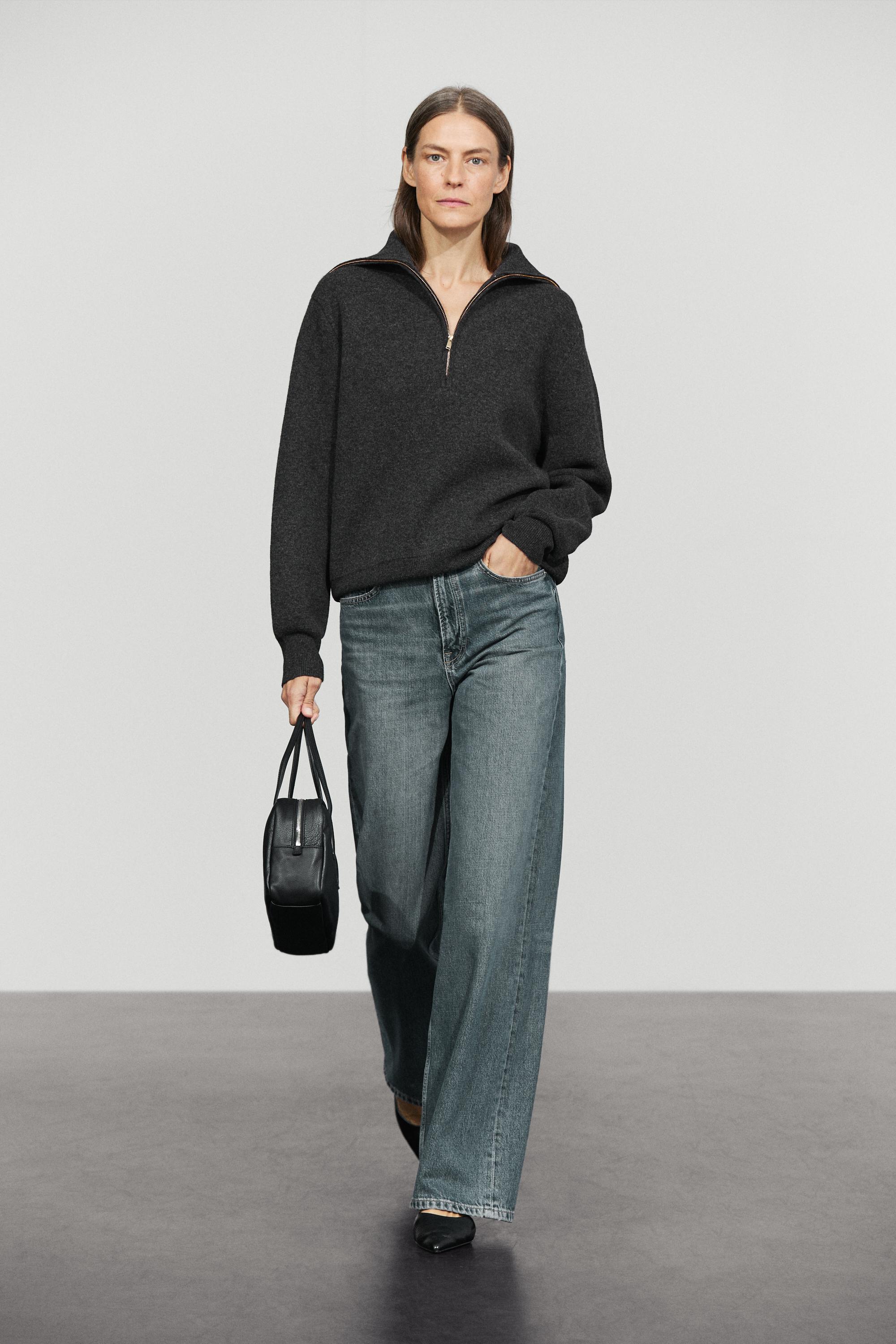 Wide collar zip-up knit sweater